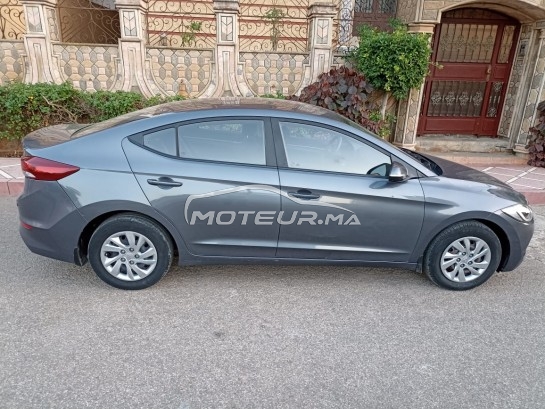 HYUNDAI Elantra occasion 1484221