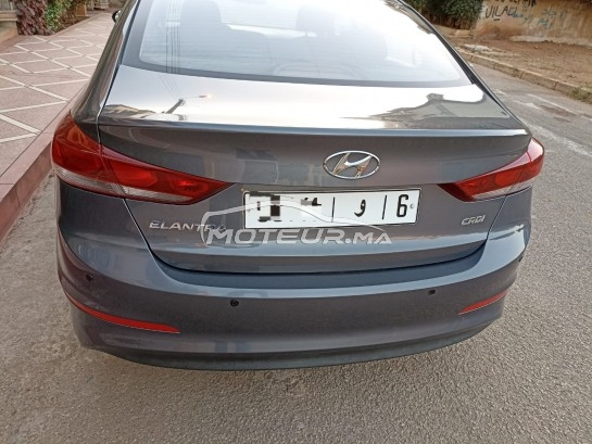 HYUNDAI Elantra occasion 1484223