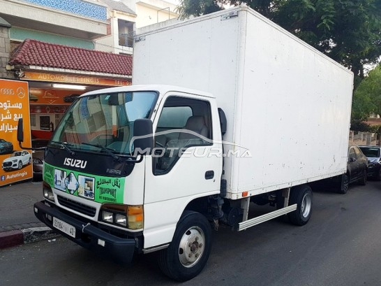 ISUZU Autre Npr 3.0 diesel 35hd caisson 5metres permis b مستعملة