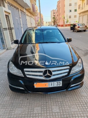 MERCEDES 220 C مستعملة