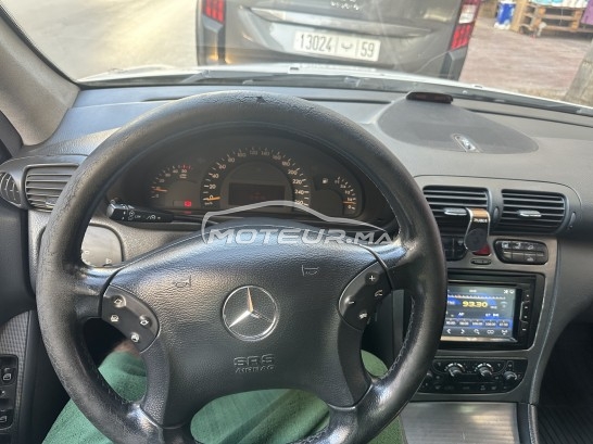 MERCEDES 220 occasion 1884264