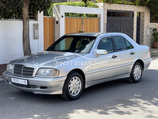 MERCEDES Classe c 220 cdi w202 occasion 1613537