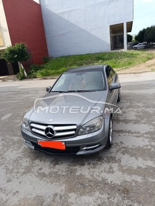 MERCEDES 220 Modèle 2010 dédouanement 2020 occasion 1949357