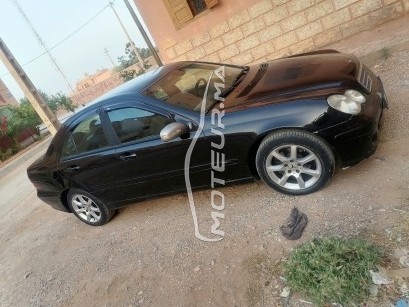 Mercedes-Benz 220 occasion Diesel Modèle 2005