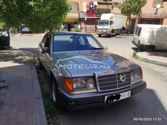 MERCEDES 250 occasion 1429284