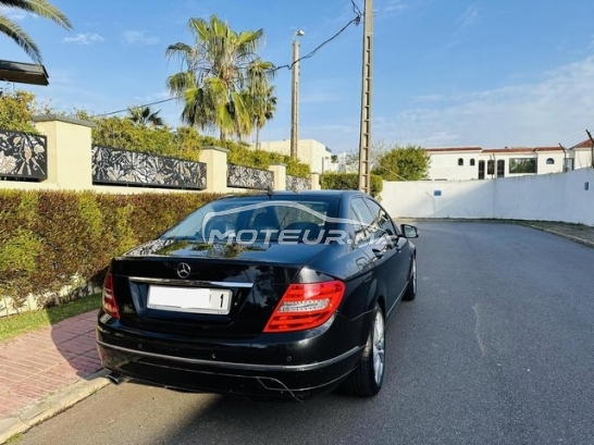 Mercedes-Benz 220 occasion Diesel Modèle 2009