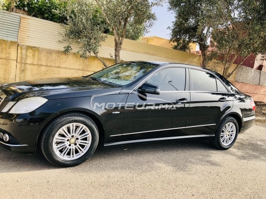 MERCEDES Classe e مستعملة