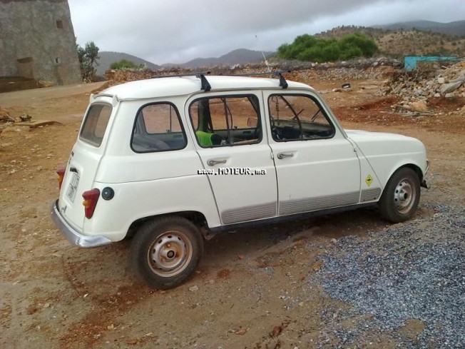 RENAULT R4 عادي occasion 150477