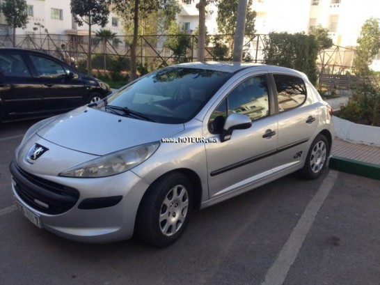 PEUGEOT 207 1.6 hdi occasion 94812