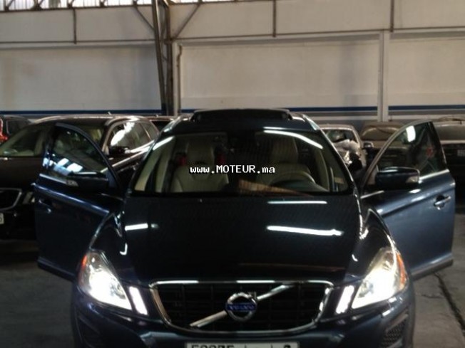 فولفو كروس كوونتري Xc 60 d5 awd مستعملة 138665