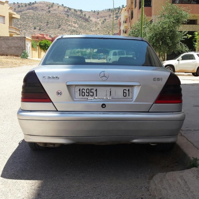 MERCEDES Classe c C220cdi w202 occasion 88103