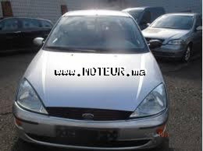 FORD Focus 5p 1.8 occasion 82975