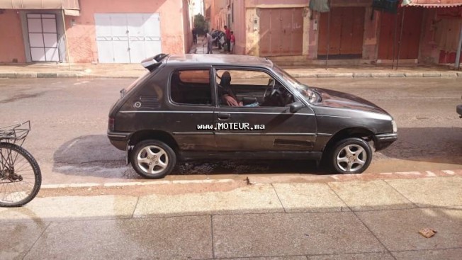 PEUGEOT 205 occasion 106163