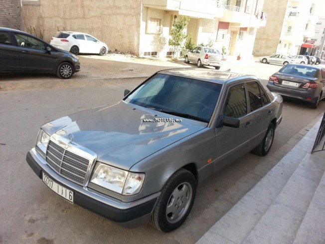 MERCEDES 250 occasion 56302