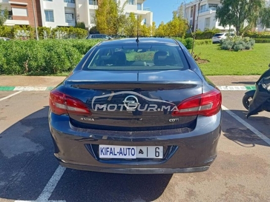 Opel Astra occasion Diesel Modèle 2013