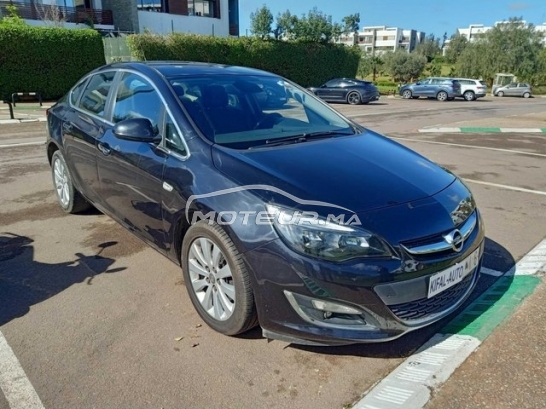 Opel Astra occasion Diesel Modèle 2013