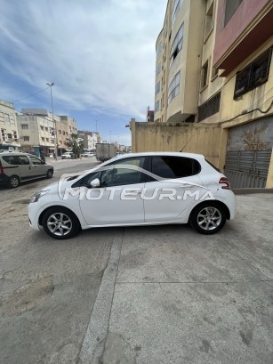 PEUGEOT 208 occasion 1631061