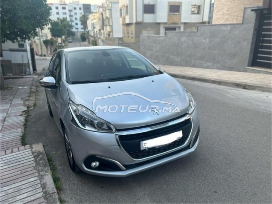 Voiture au Maroc PEUGEOT 208 - 438331