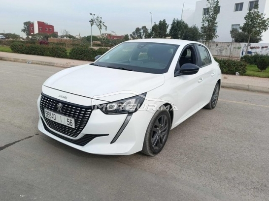 PEUGEOT 208 مستعملة