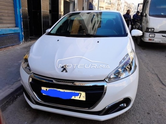 PEUGEOT 208 مستعملة