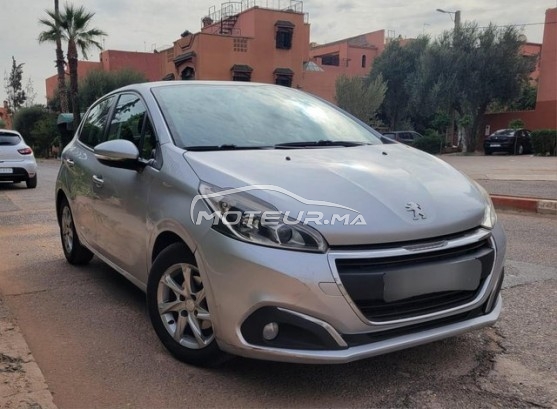 PEUGEOT 208 مستعملة