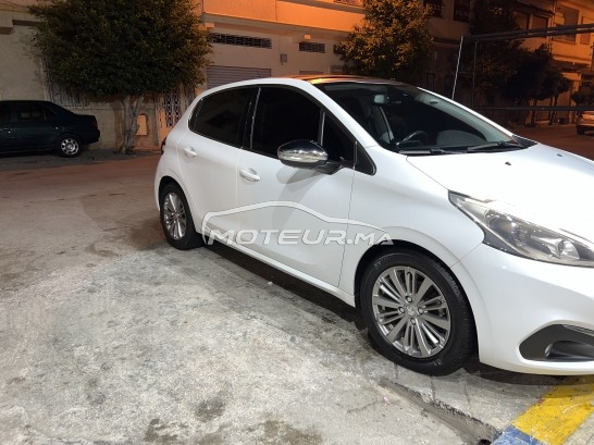 PEUGEOT 208 White edition occasion 1725446