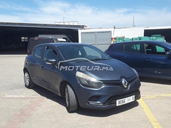 RENAULT Clio مستعملة