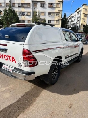 TOYOTA Hilux occasion 1964565