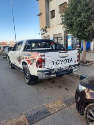 TOYOTA Hilux occasion 1979037