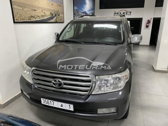 TOYOTA Land cruiser مستعملة