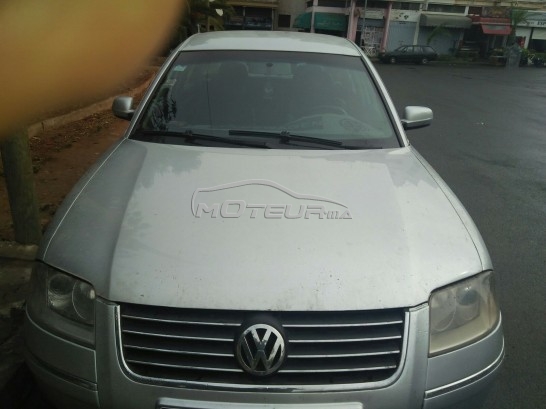 VOLKSWAGEN Passat occasion 405277