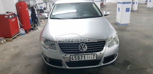 VOLKSWAGEN Passat occasion 679724