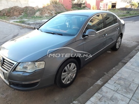 VOLKSWAGEN Passat occasion 1639772