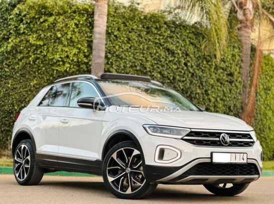 VOLKSWAGEN T-roc مستعملة