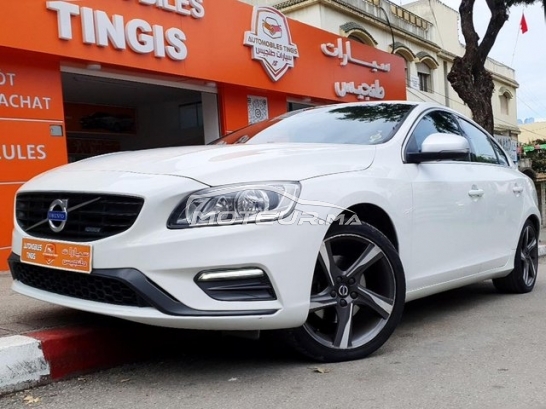 VOLVO S60 D2 r-design 6cv diesel 1Ère main 2016 مستعملة