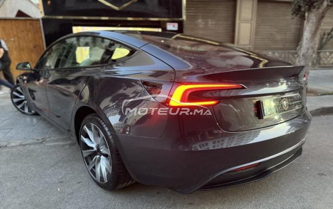 TESLA 3 2024