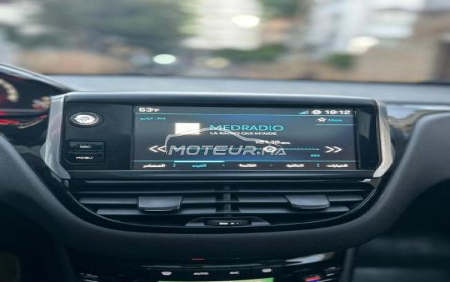 Peugeot 208  Modèle 2018 possibilité de reprise