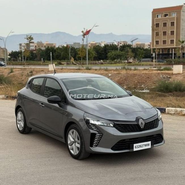 LOCATION DE VOITURE CLIO 5 AUTOMATIQUE