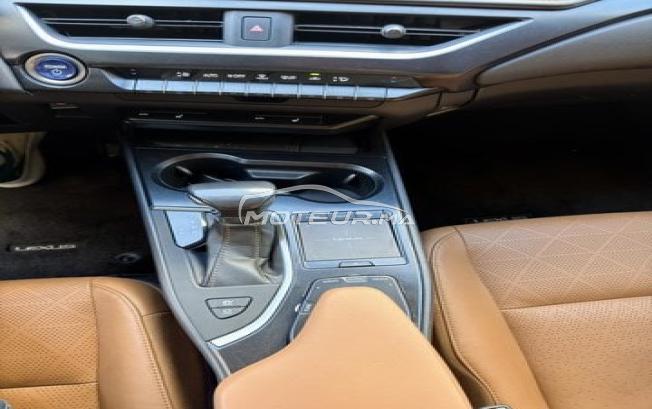 Lexus UX Hybride Automatique 2021 à Casablanca
