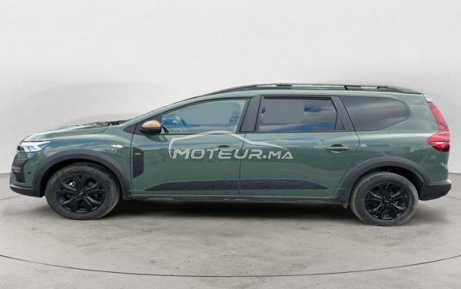 DACIA. Jogger