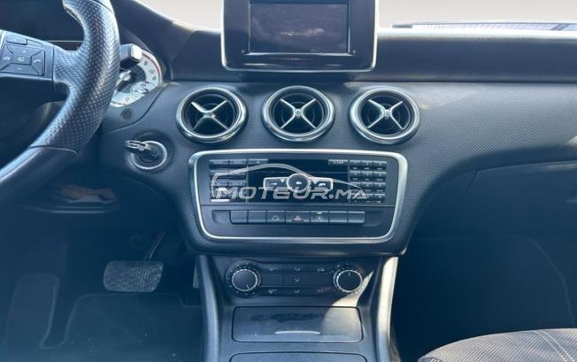 MERCEDES-BENZ. Classe A