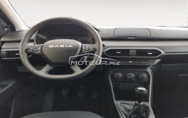 DACIA. Logan