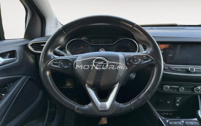 OPEL. CROSSLAND