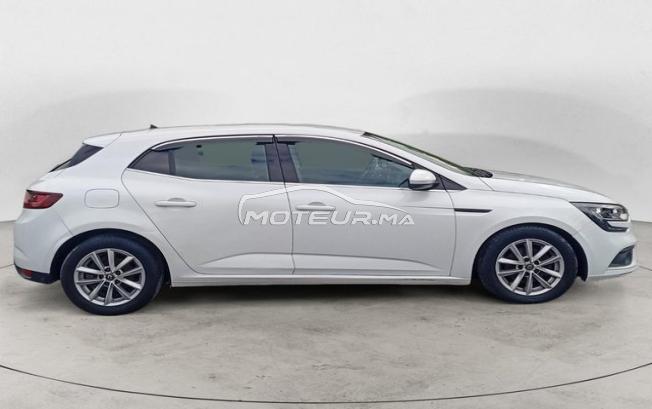 RENAULT. Megane