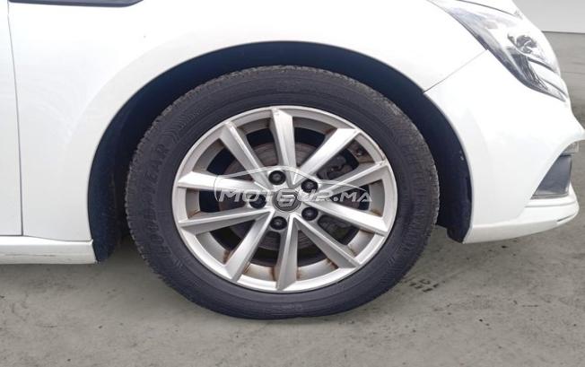 RENAULT. Megane