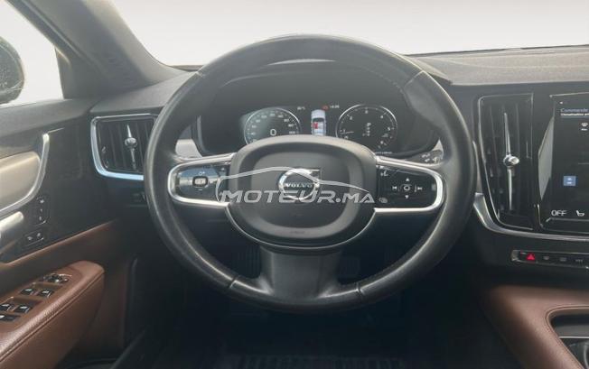 VOLVO. S90