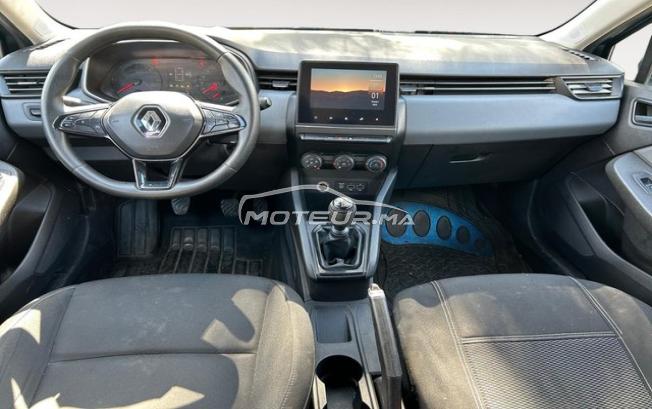 RENAULT. Clio
