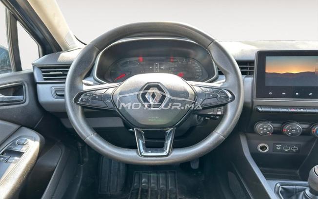 RENAULT. Clio