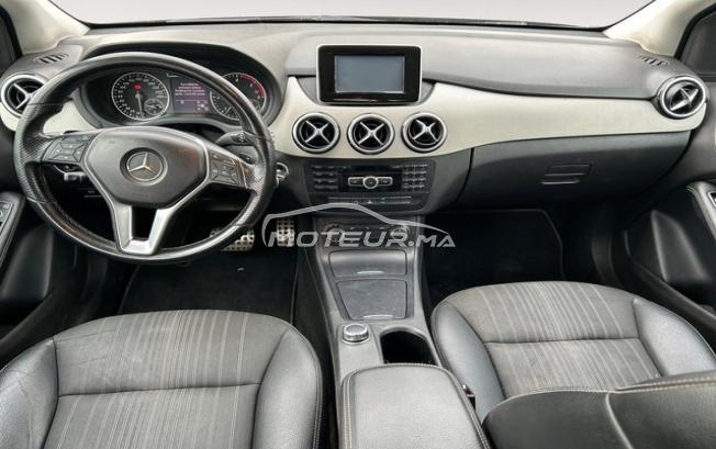 MERCEDES-BENZ. Classe B
