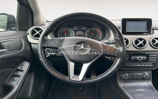 MERCEDES-BENZ. Classe B
